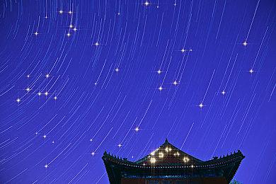 坂口博信：《最终幻想》系列的核心要素是故事和世界